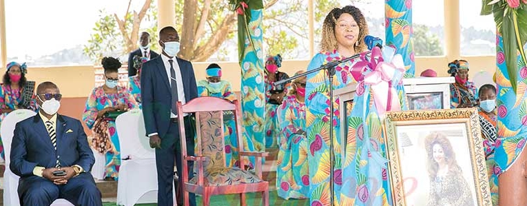 CERAC : Pluie de dons Ã  Dschang!